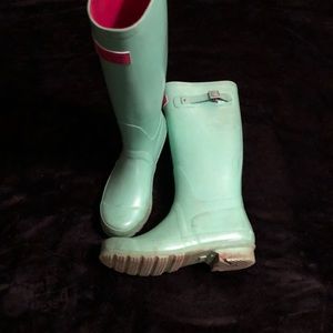 Rain boots